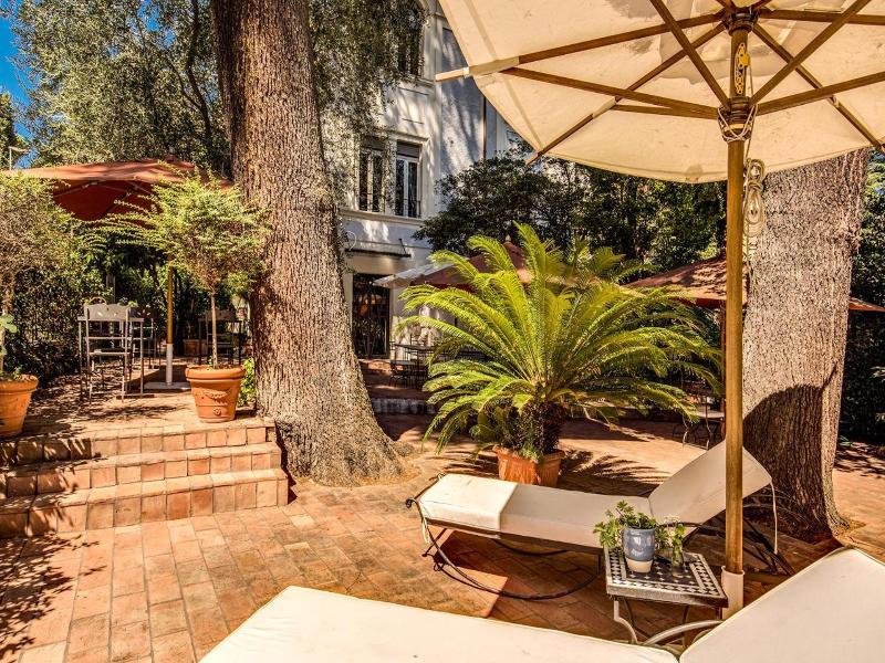 Hotel Villa Linneo image