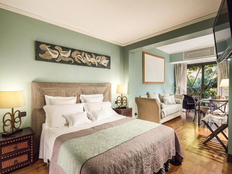 Hotel Villa Linneo image