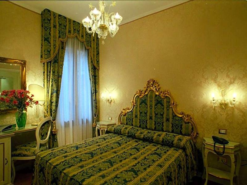 Casa Pisani Canal image
