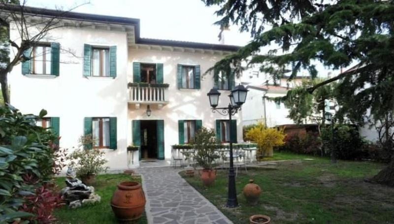 Venice Villa Crispi image