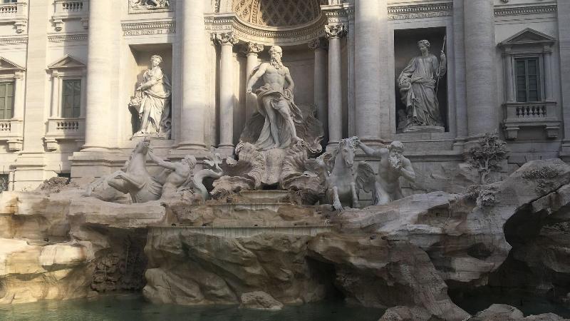 Hold Rome image