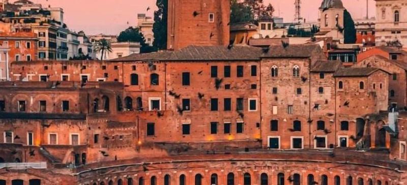 Hold Rome image