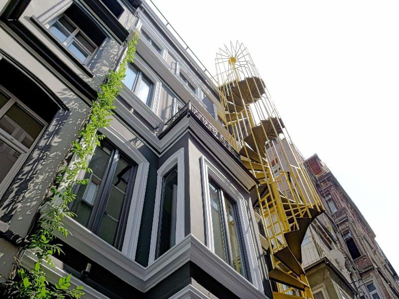 I'zaz Lofts image
