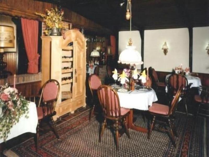 Hotel & Restaurant Bei Holzchen image
