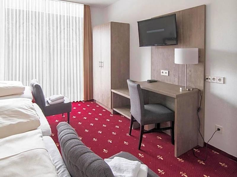 Hotel Maurer image
