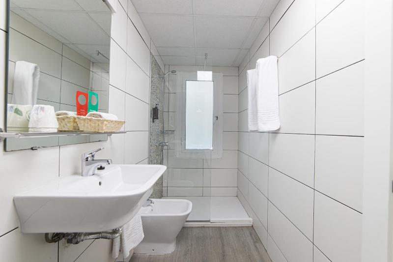 Hotel Goya image
