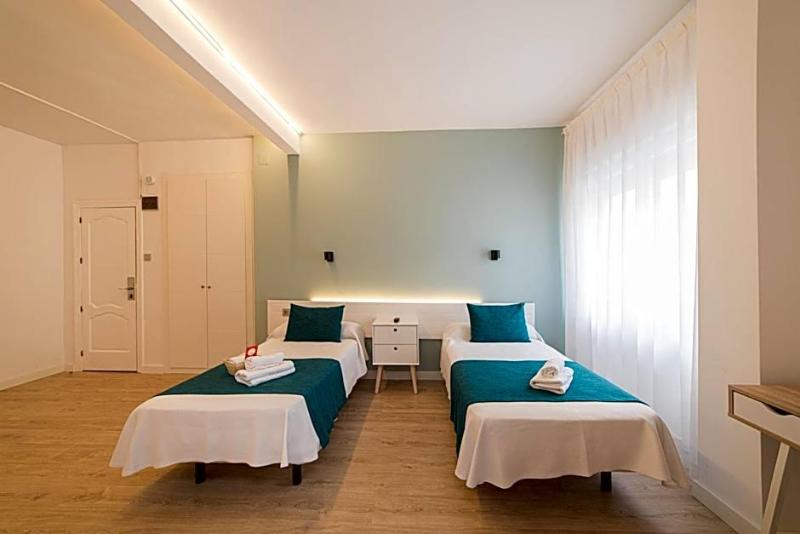 Hotel Goya image