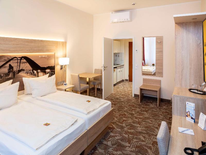 Best Western Hotel Dreilaenderbruecke image