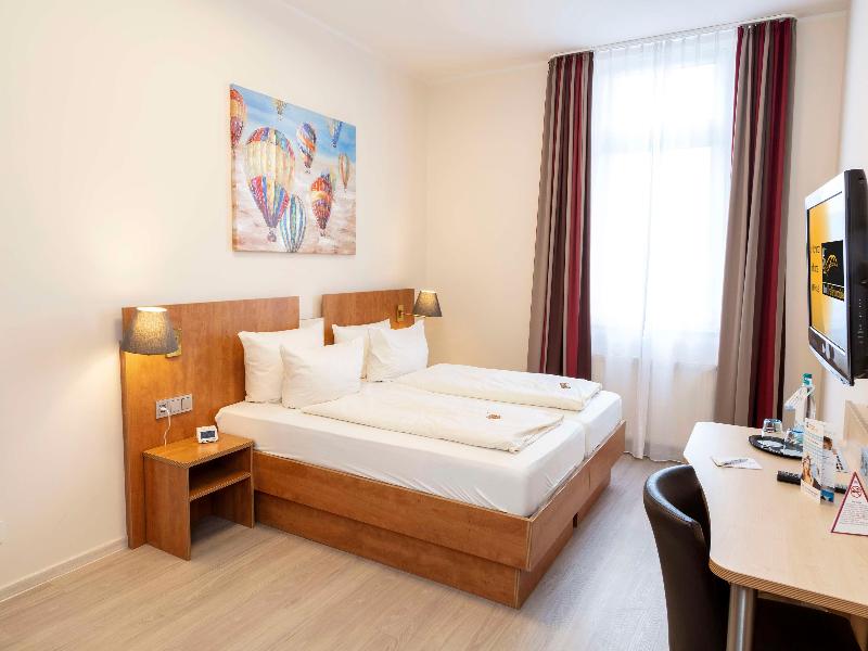 Best Western Hotel Dreilaenderbruecke image
