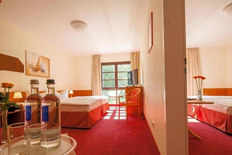 Kim Hotel Im Park image
