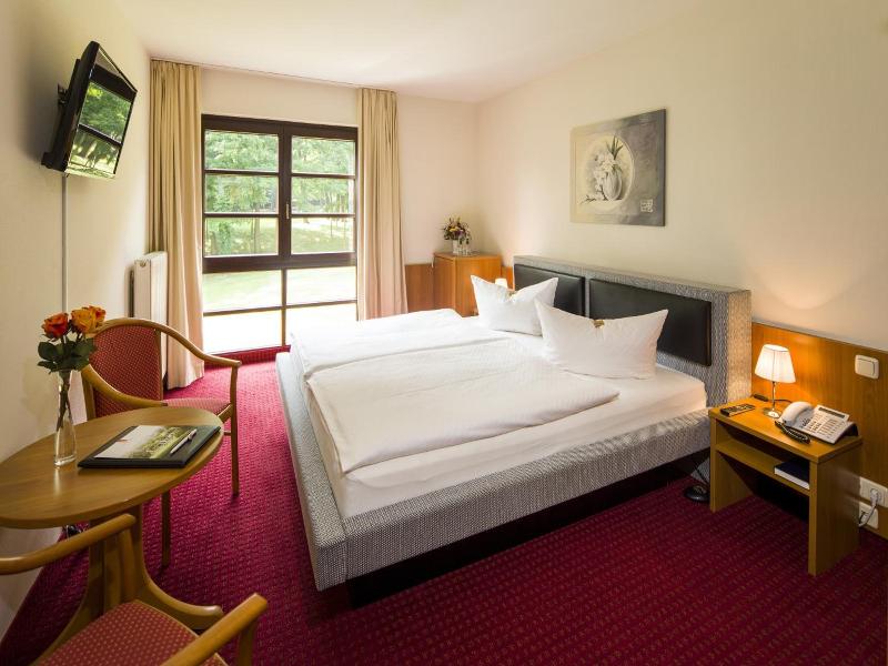 Kim Hotel Im Park image