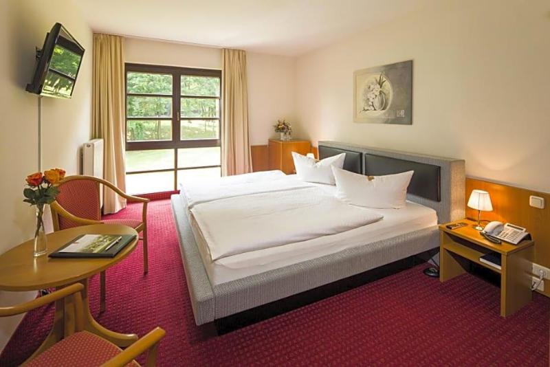 Kim Hotel Im Park image