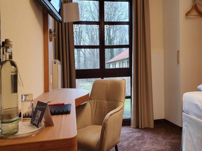 Kim Hotel Im Park image