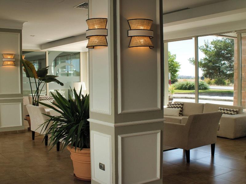 Hotel Las Bovedas image