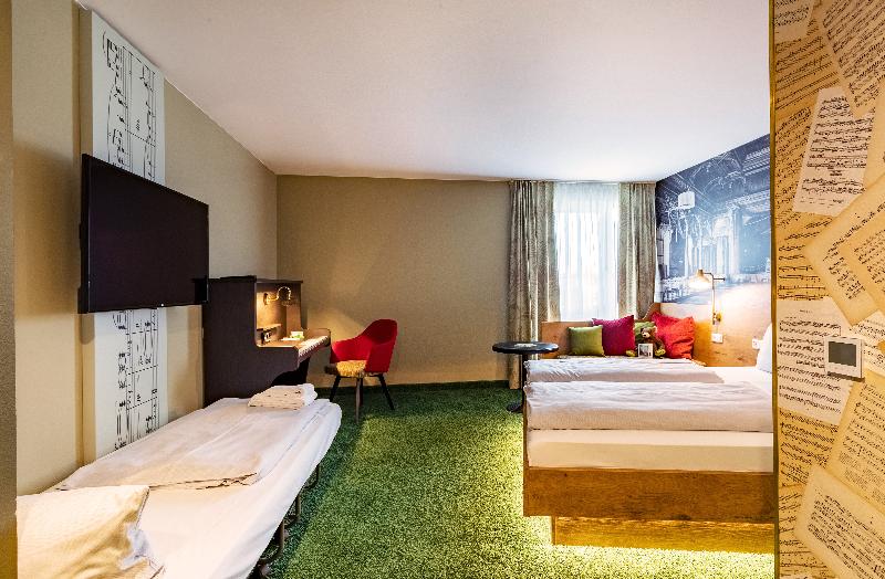 mighty Twice Hotel Dresden image