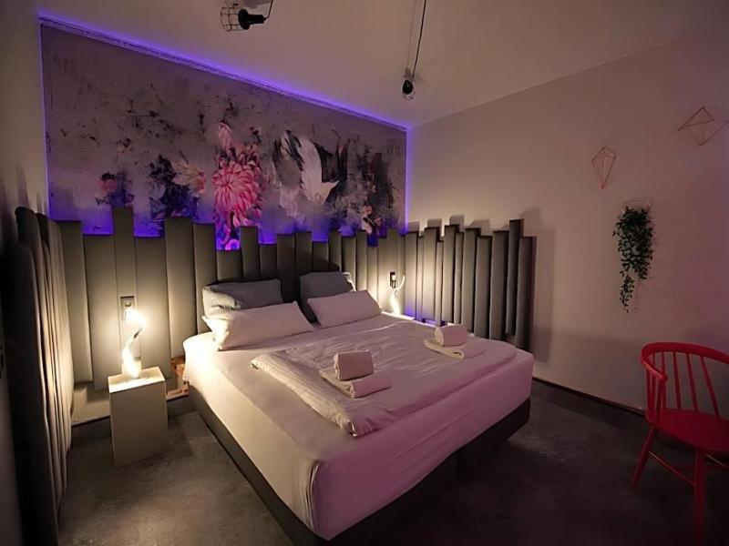 Hotel Mecklenheide image