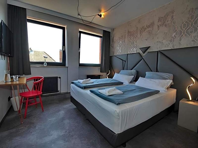 Hotel Mecklenheide image