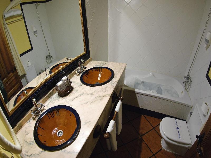 Hotel Galaroza Sierra image