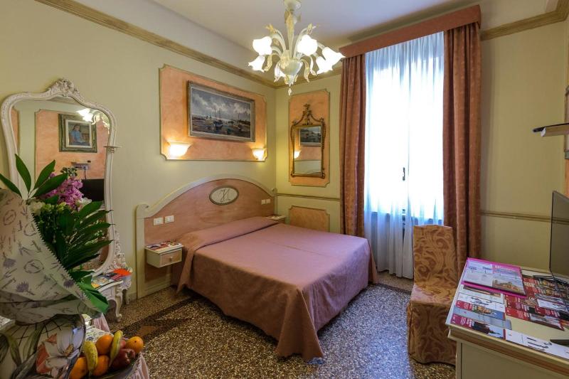 B&Bt Antica Residenza Dazeglio image