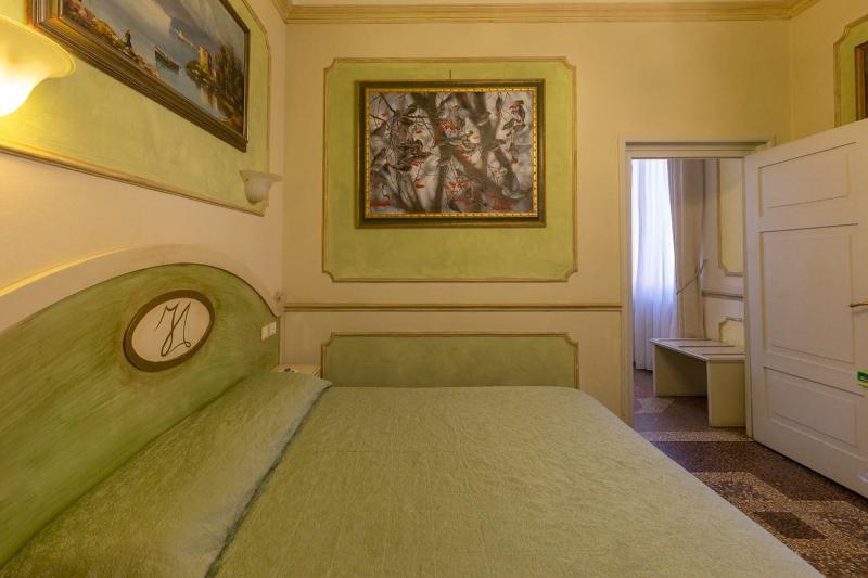 B&Bt Antica Residenza Dazeglio image