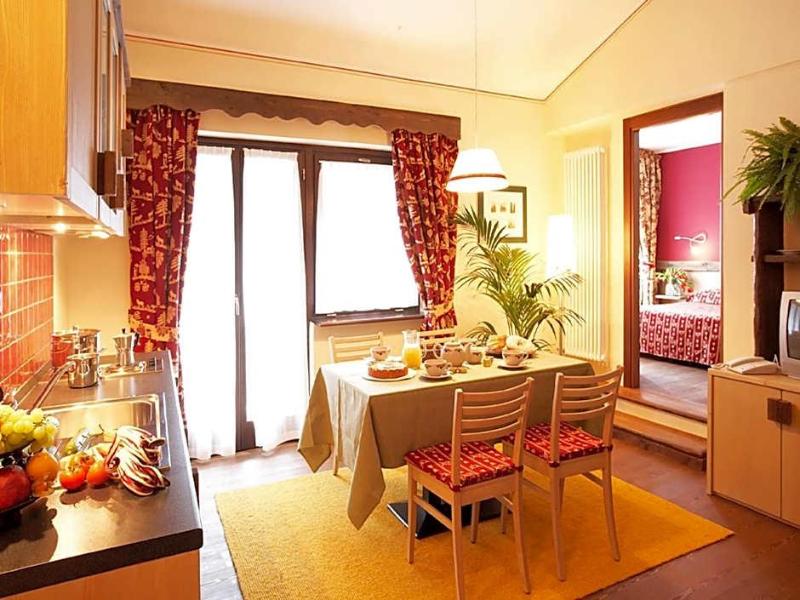 Le Grand Hotel Courmaison image