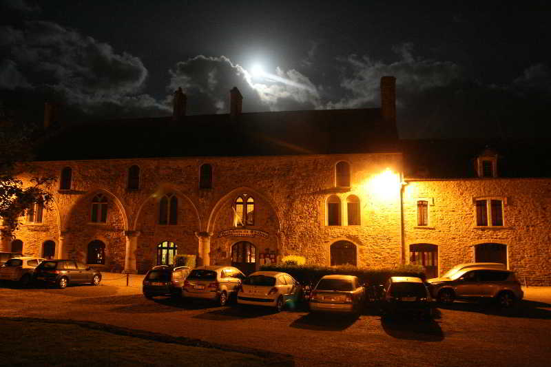 L Hostellerie Du Chateau