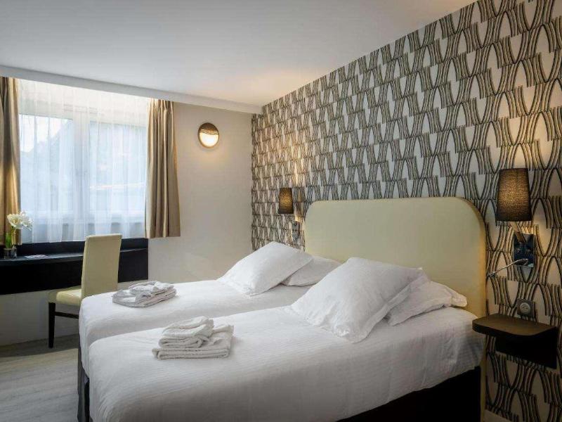 Hotel Crocus Caen Parc Expo image
