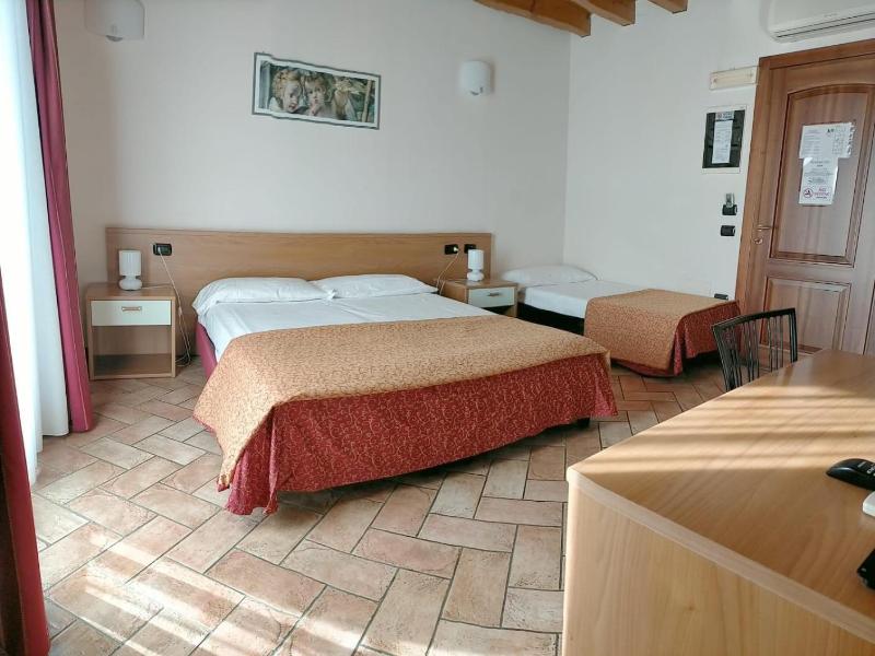 Hotel Agli Ulivi image