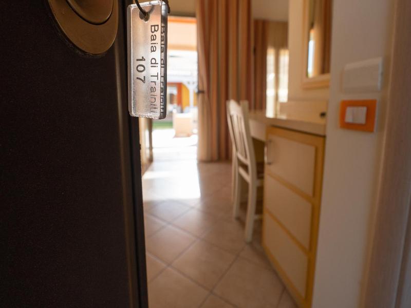 Hotel Baia Di Trainiti image