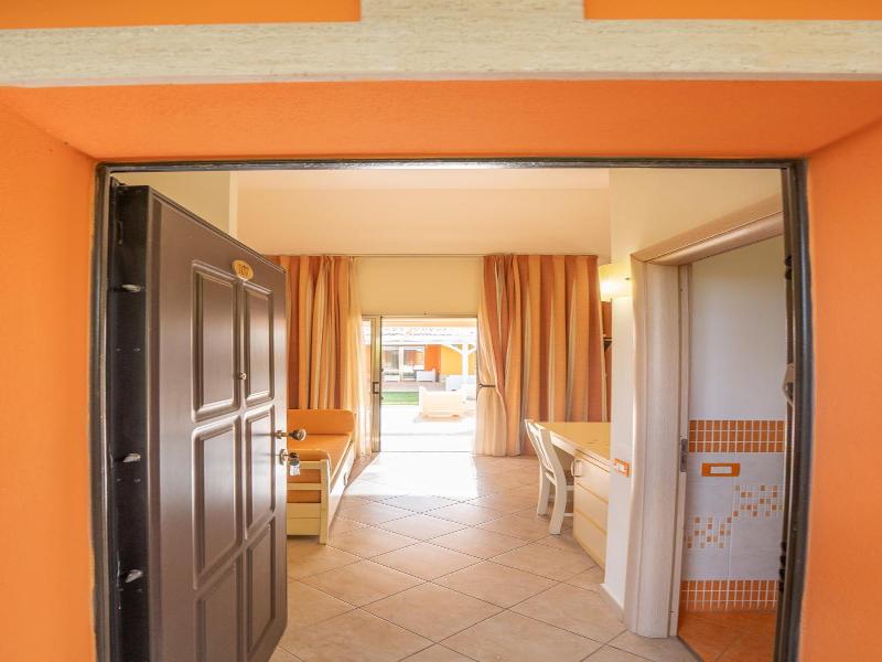 Hotel Baia Di Trainiti image