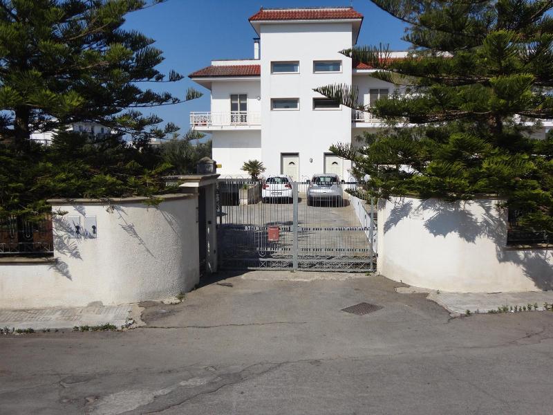 Villa Teresa image