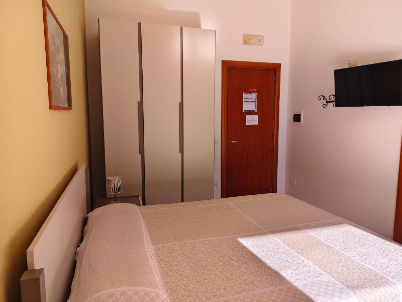 Villa Teresa image