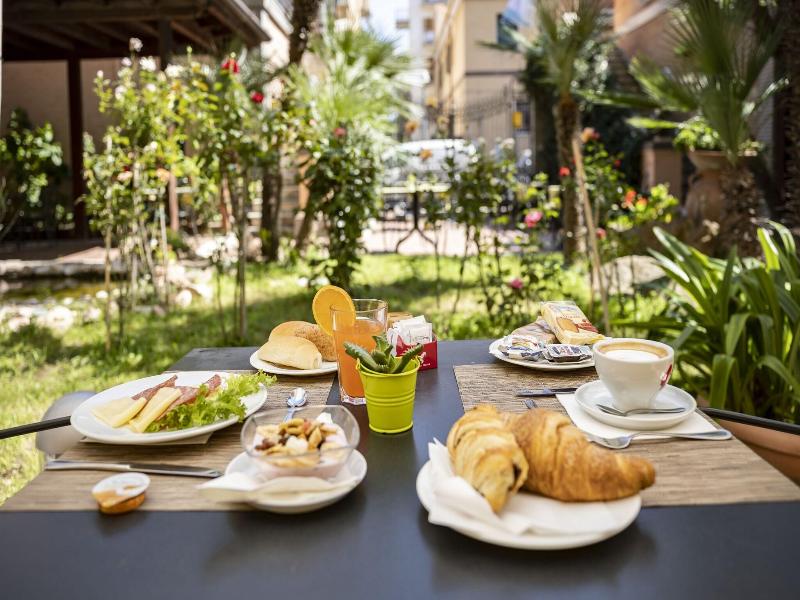 Hotel Villa Margherita image