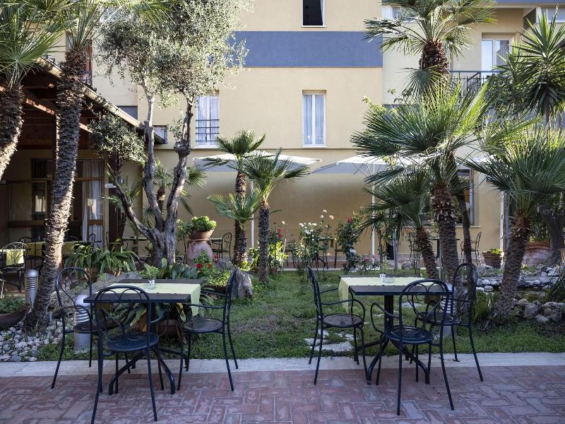 Hotel Villa Margherita image