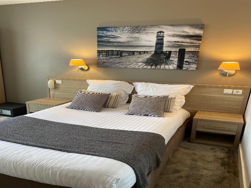 Adonis cottage la baule image