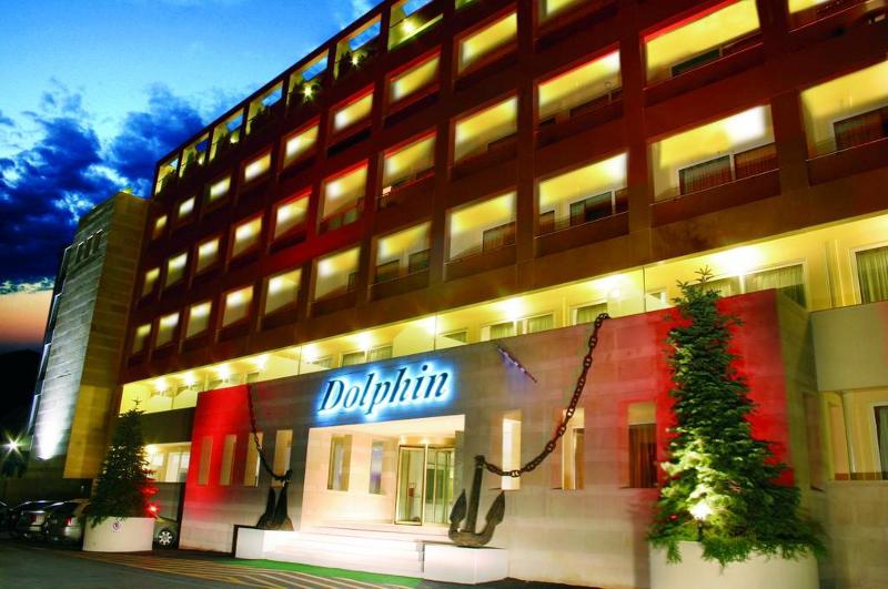 Dolphin Resort Hotel