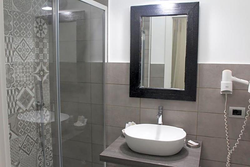 Hotel Miramare image