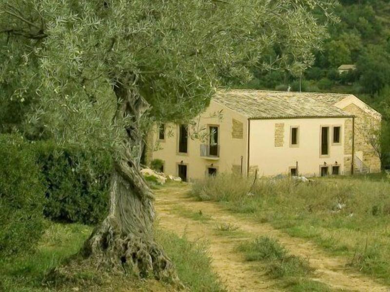 Villa Trigona image