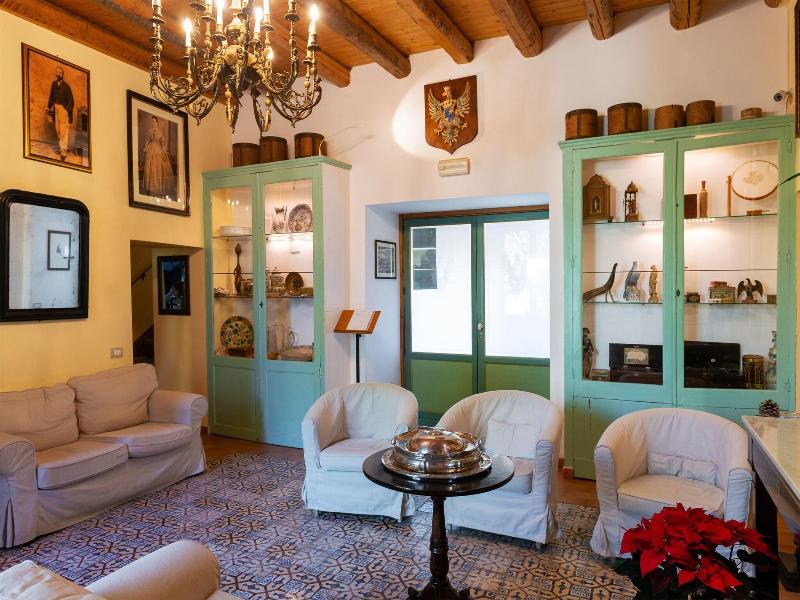Villa Trigona image