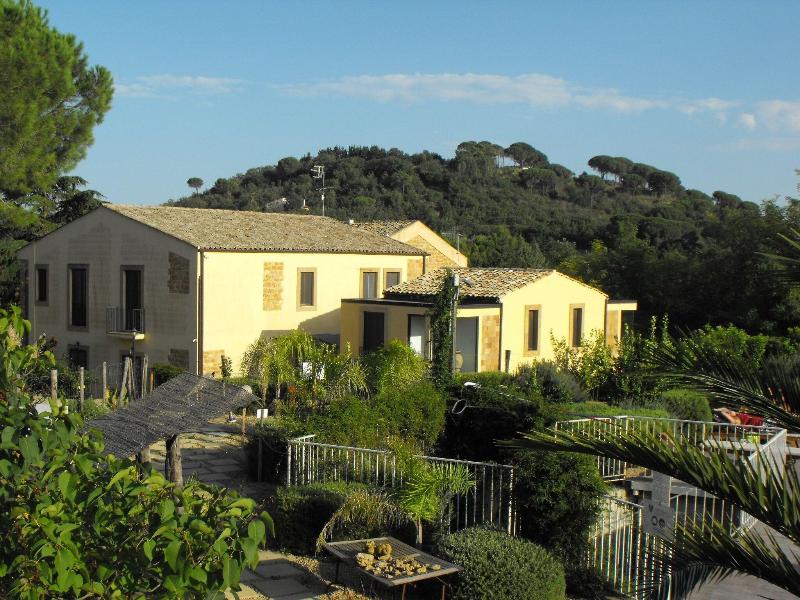 Villa Trigona image