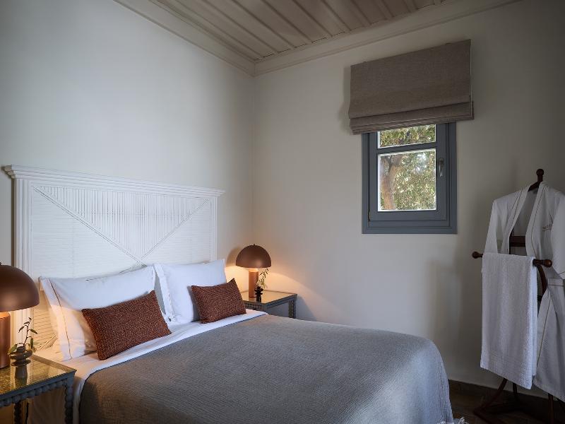 Porto Kea Suites image