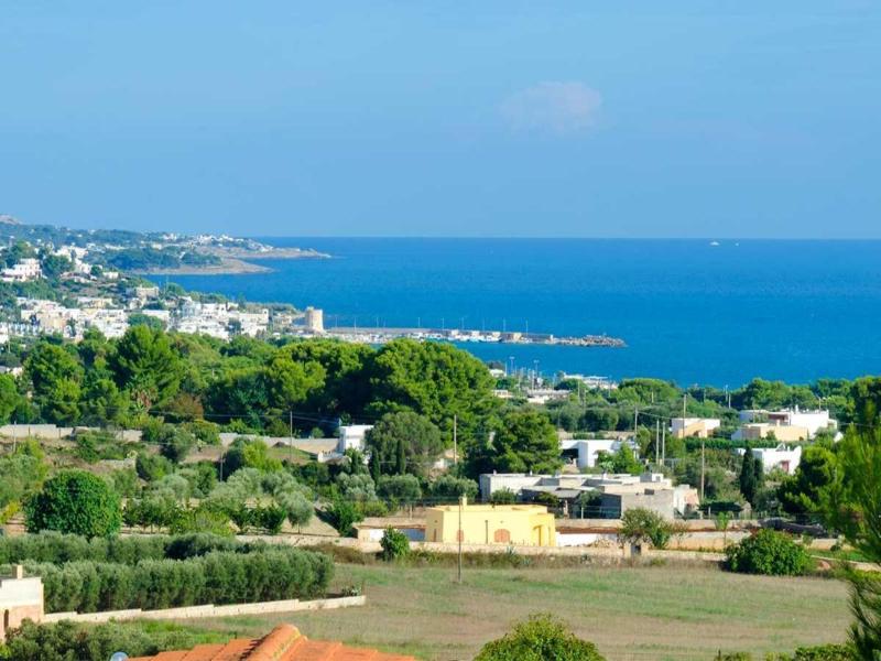 Li Fani Perla Del Salento image