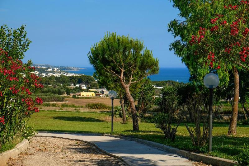 Li Fani Perla Del Salento image