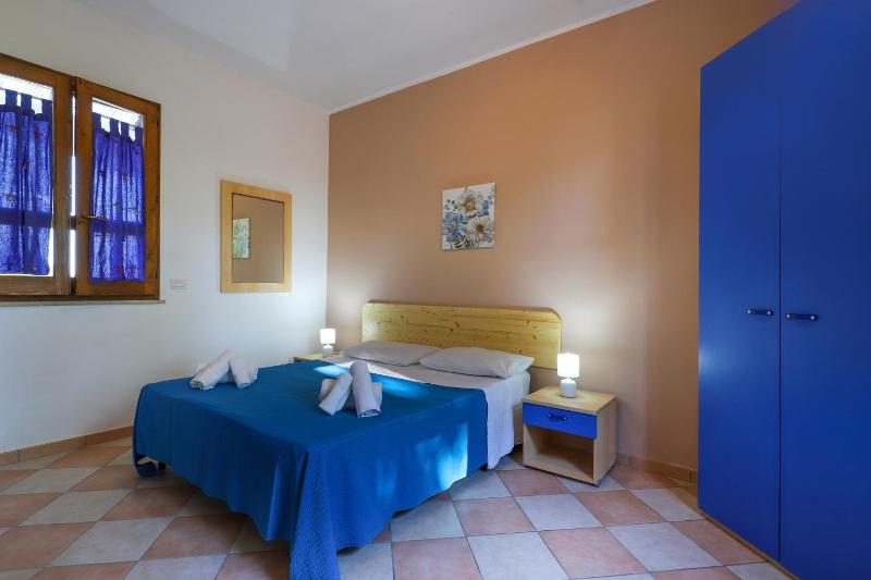 Li Fani Perla Del Salento image