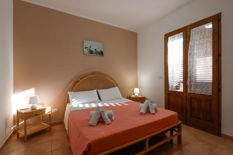 Li Fani Perla Del Salento image