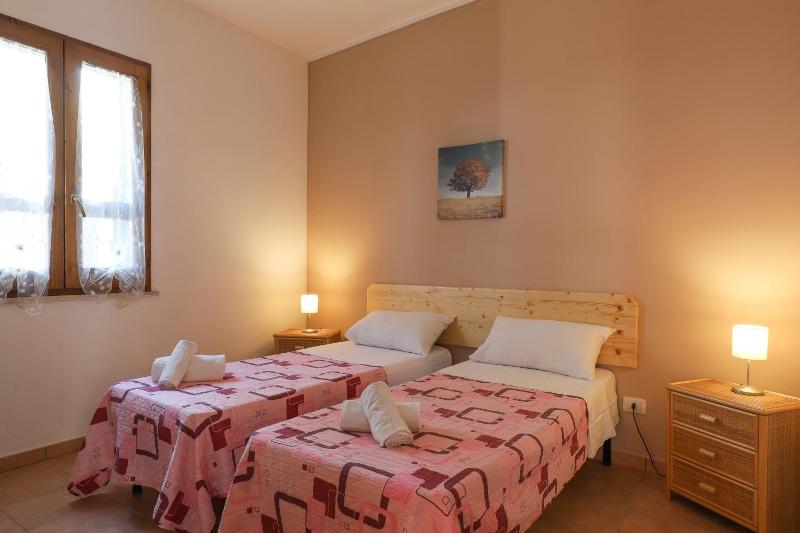 Li Fani Perla Del Salento image