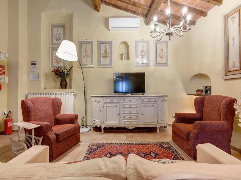 Vignola Apartments image