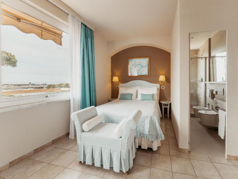 Hotel Eden image
