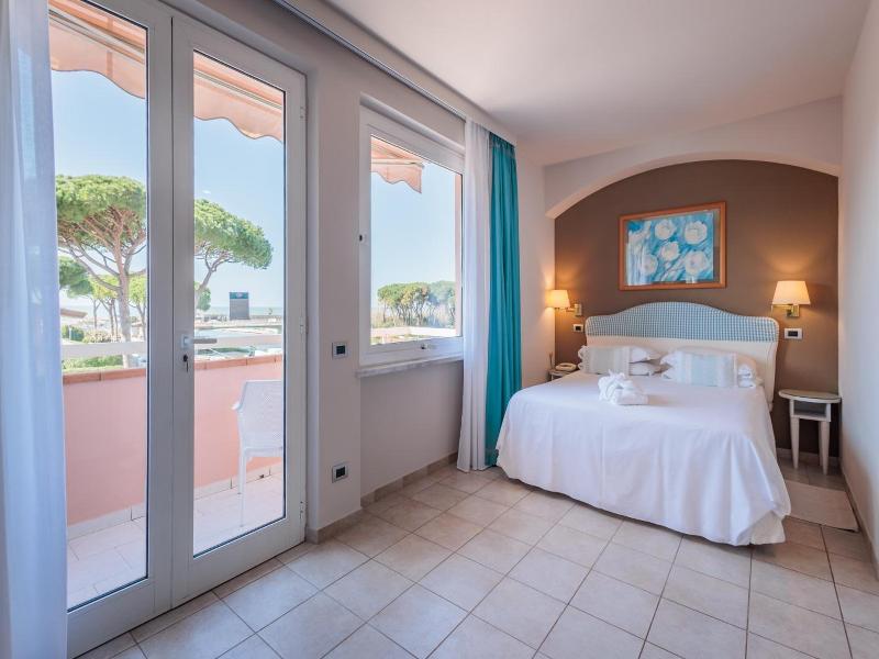 Hotel Eden image