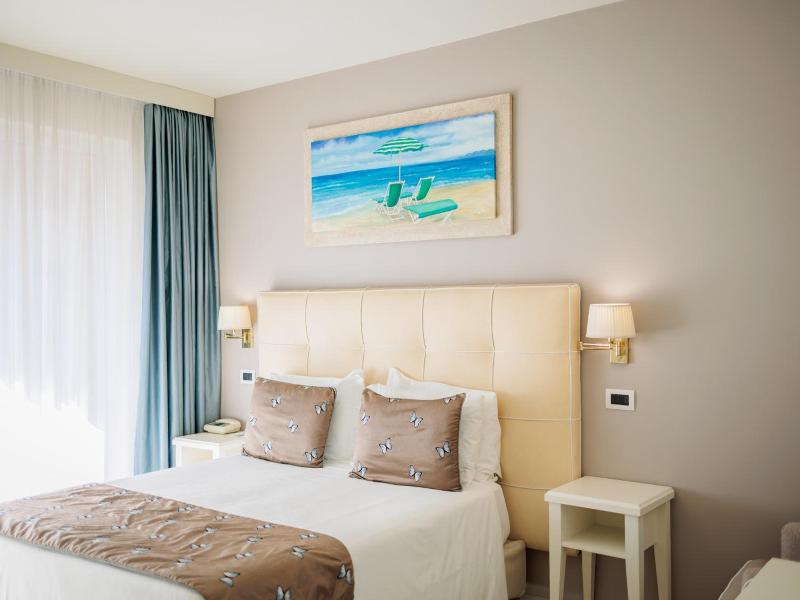 Hotel Eden image